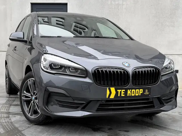 BMW 225 Xe iPerformance*Head-Up *Pano *LED *Camera*Keyless