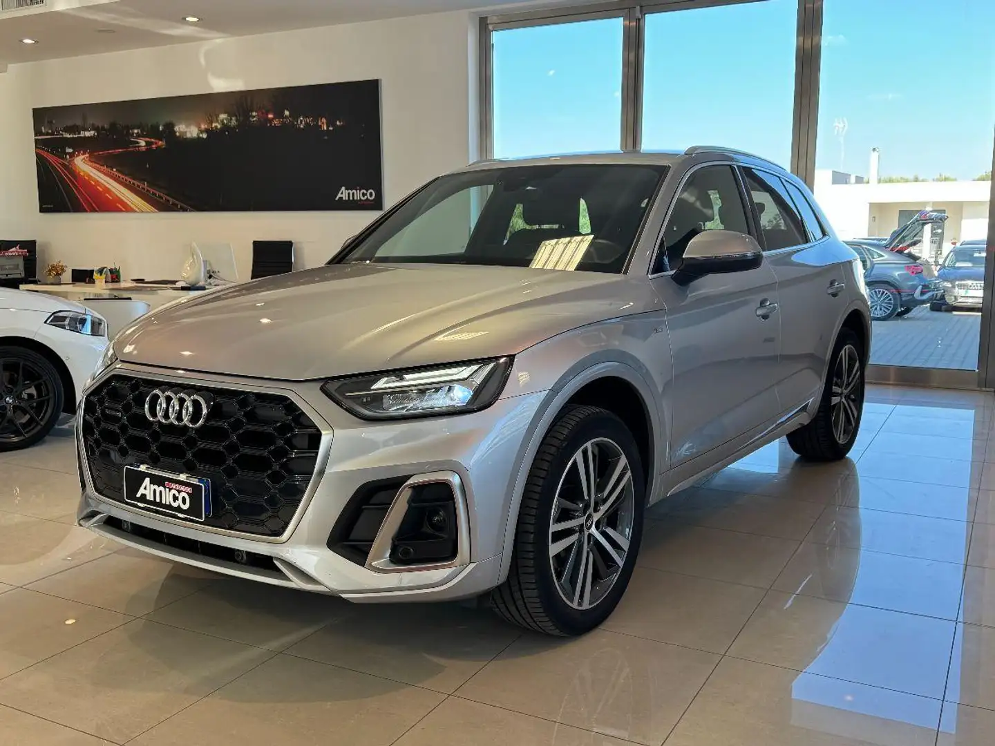 Audi Q5 2.0 TDI 204CV S-LINE Doppio Cerchi 20 Gris - 2