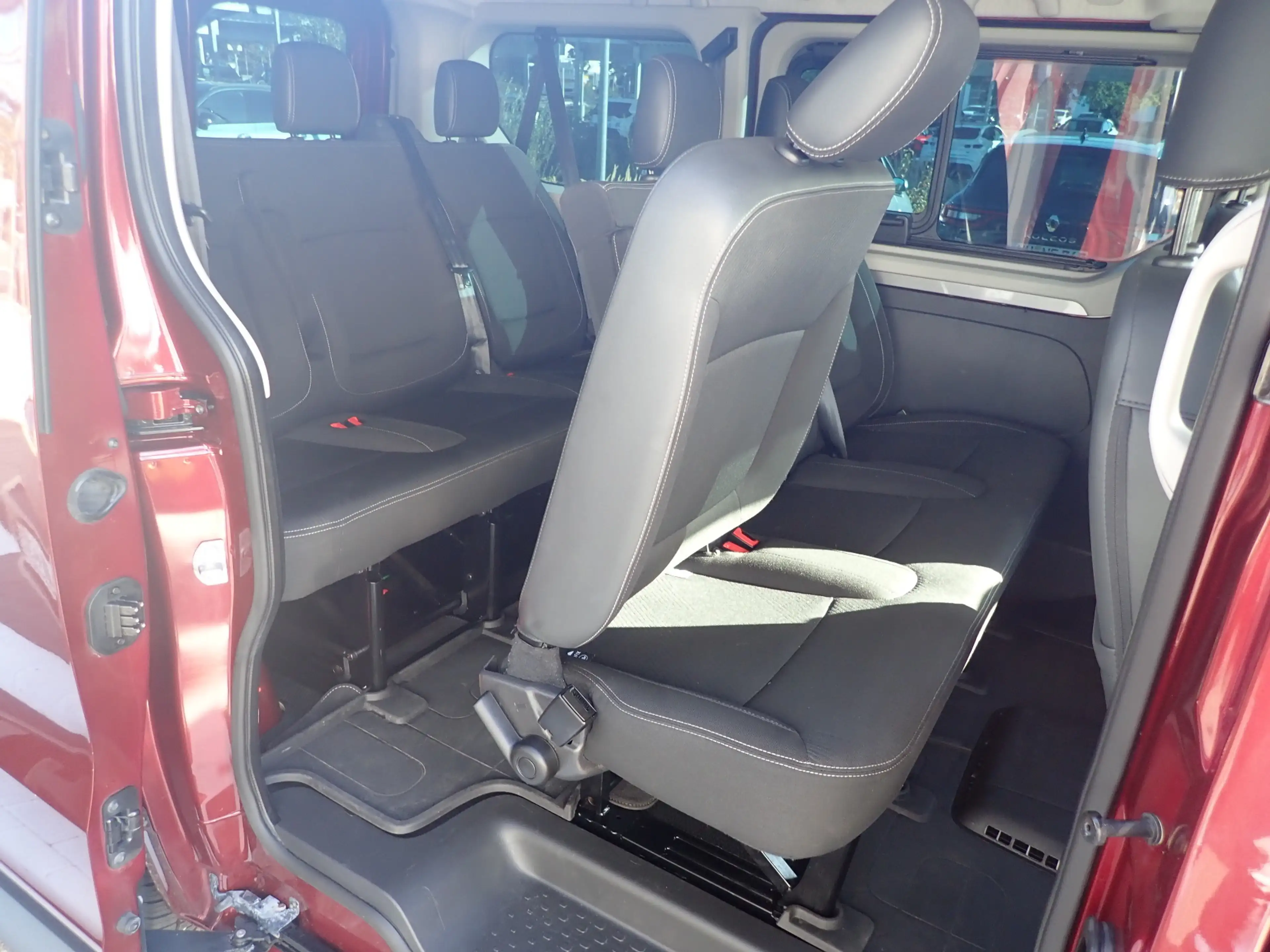 Renault Trafic Life Blue dCi 170 8-Sitzer — photo 8