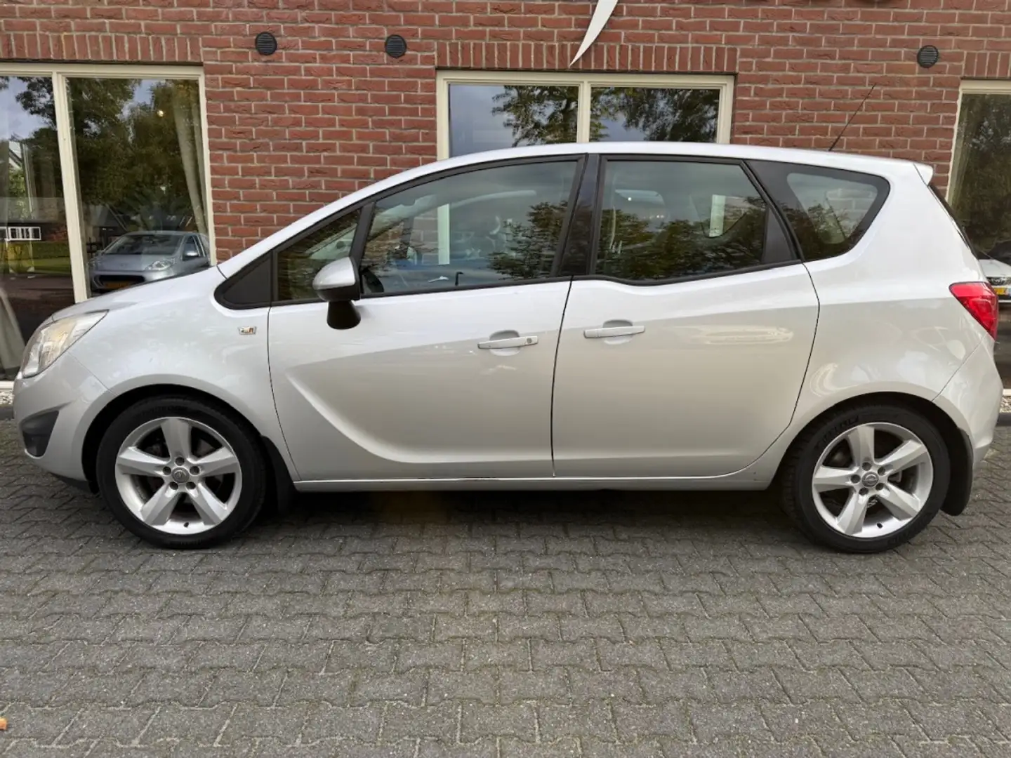 Opel Meriva 1.4 Turbo Edition NIEUWE APK / TREKHAAK / PDC V+A Gris - 2