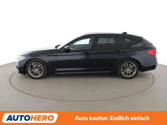 BMW 5 Series view 3