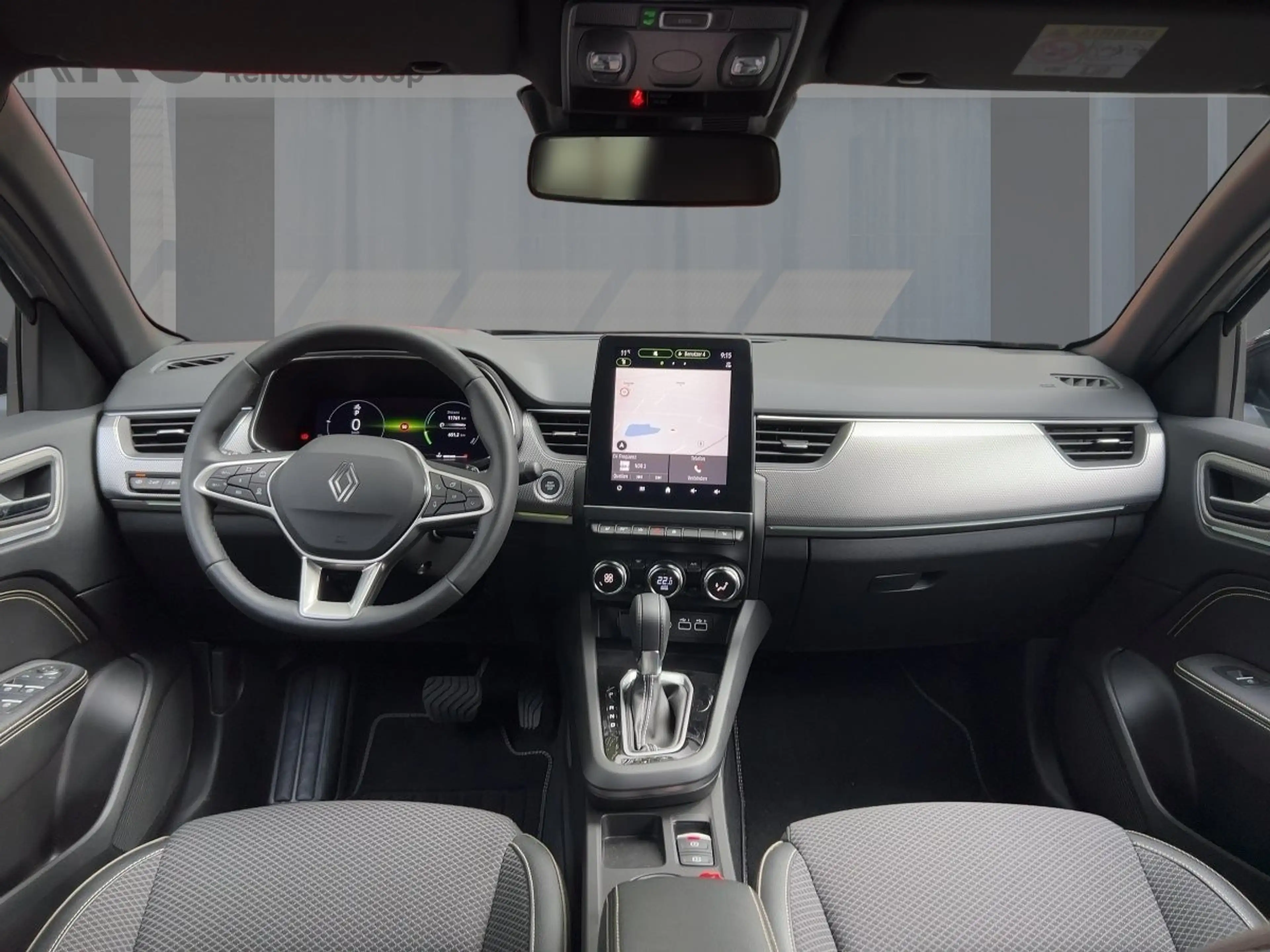 Renault Arkana TECHNO Mild Hybrid 140 EDC Apple CarPlay BT — photo 10