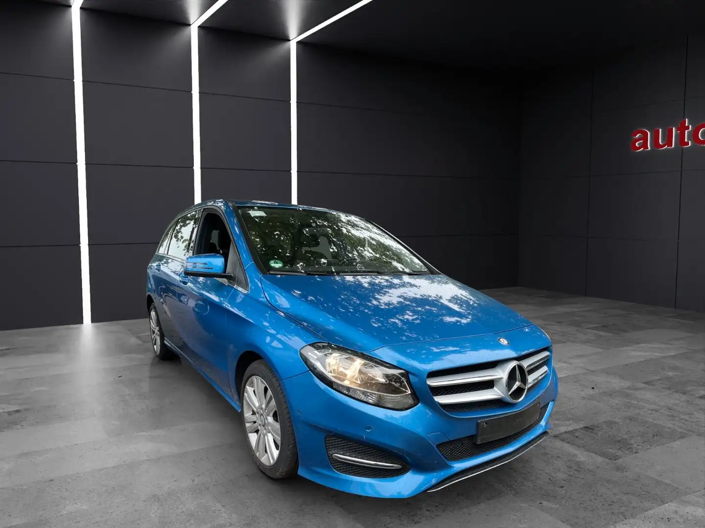 Mercedes-Benz B 180 Style/Automatik/AHK/Navi/Kamera/Sitzhzg/PD Bleu - 1
