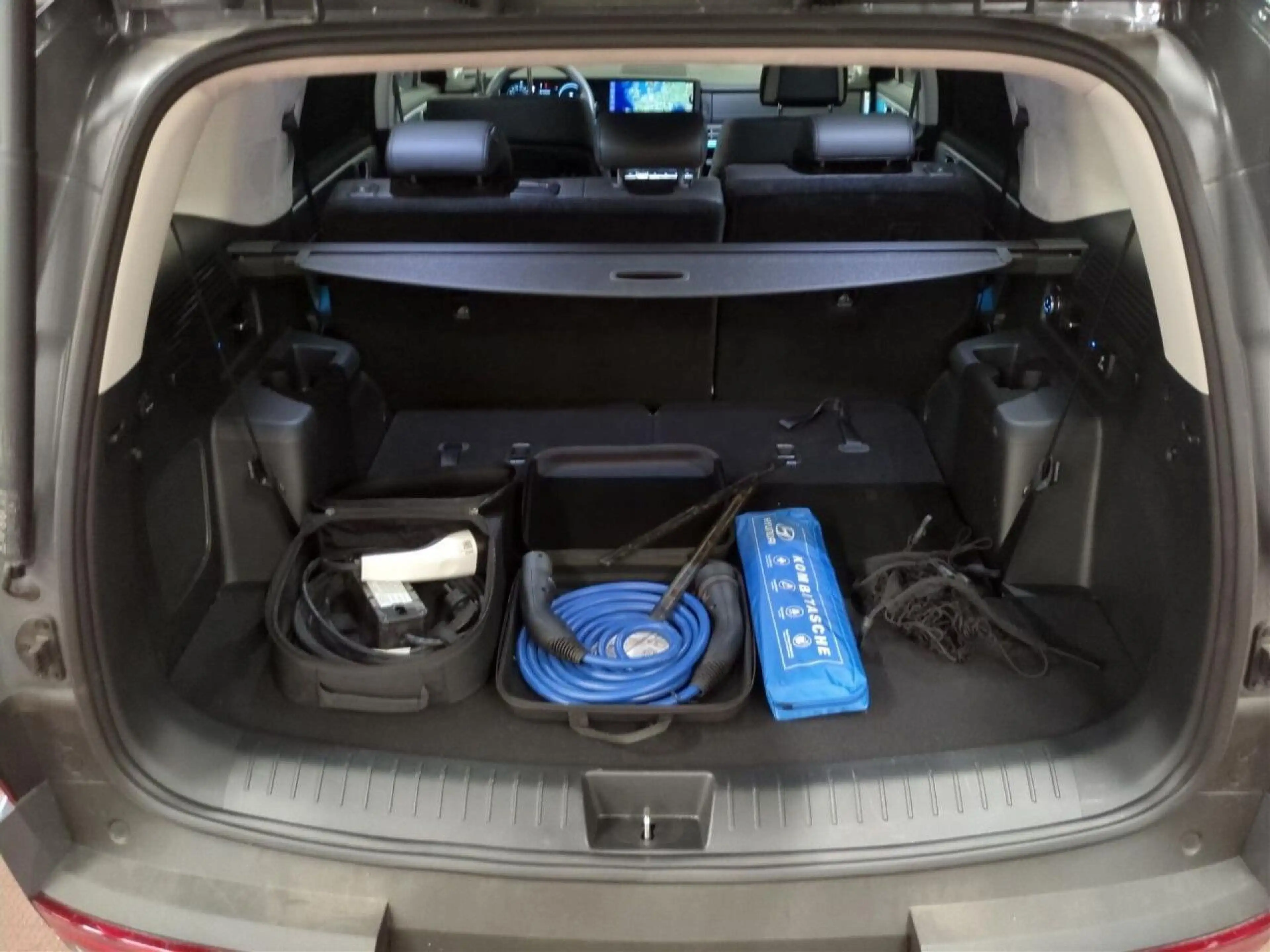 Hyundai SANTA FE 7-Sitz 1.6 PHEV 4WD Signature HUD 360 LED — photo 13