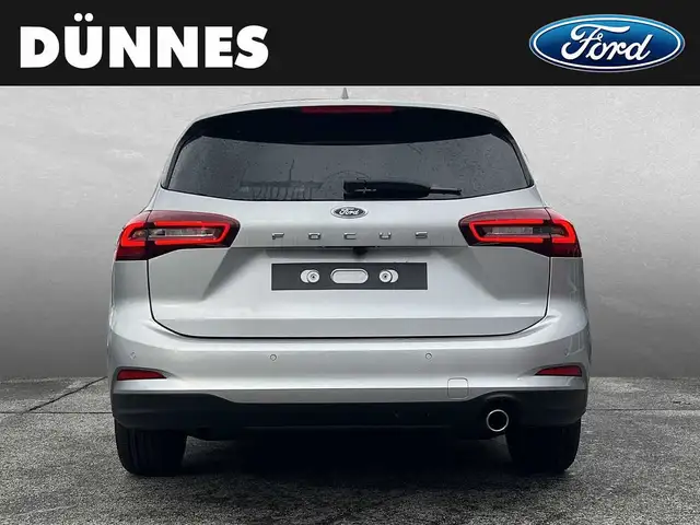 Ford Focus view 7