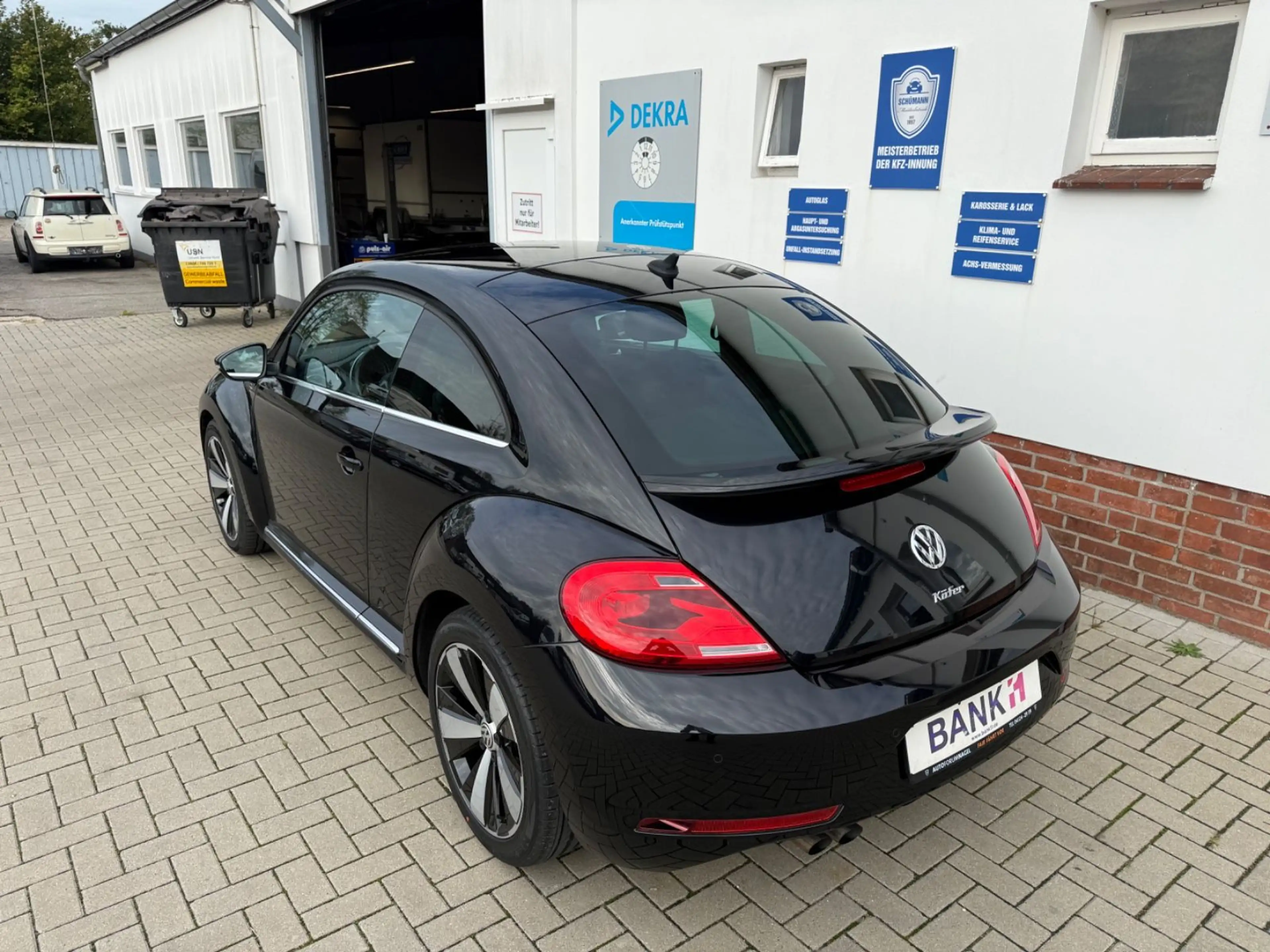 Volkswagen Beetle 2.0 TDI Sport R-LINE — photo 4