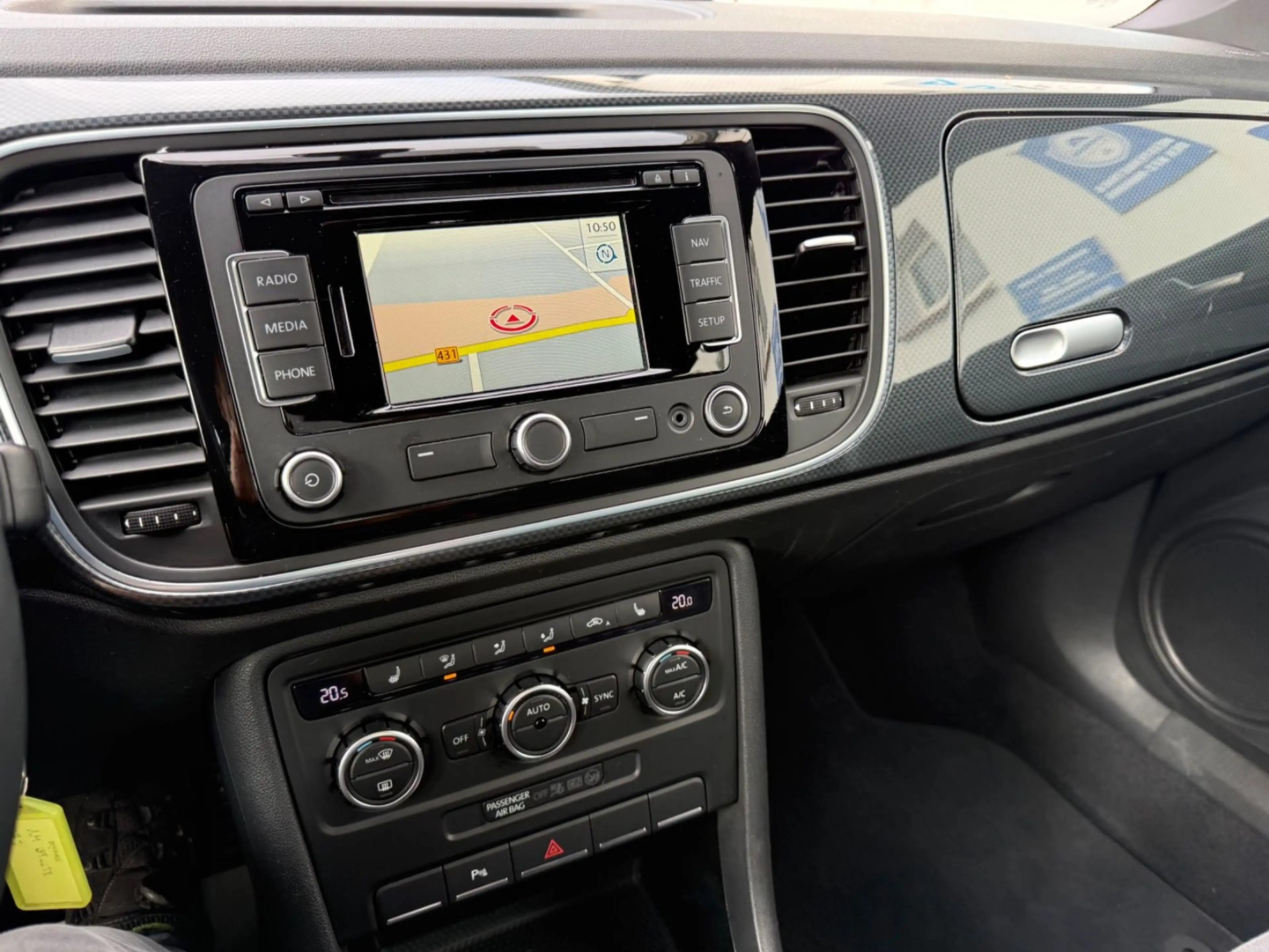 Volkswagen Beetle 2.0 TDI Sport R-LINE — photo 10