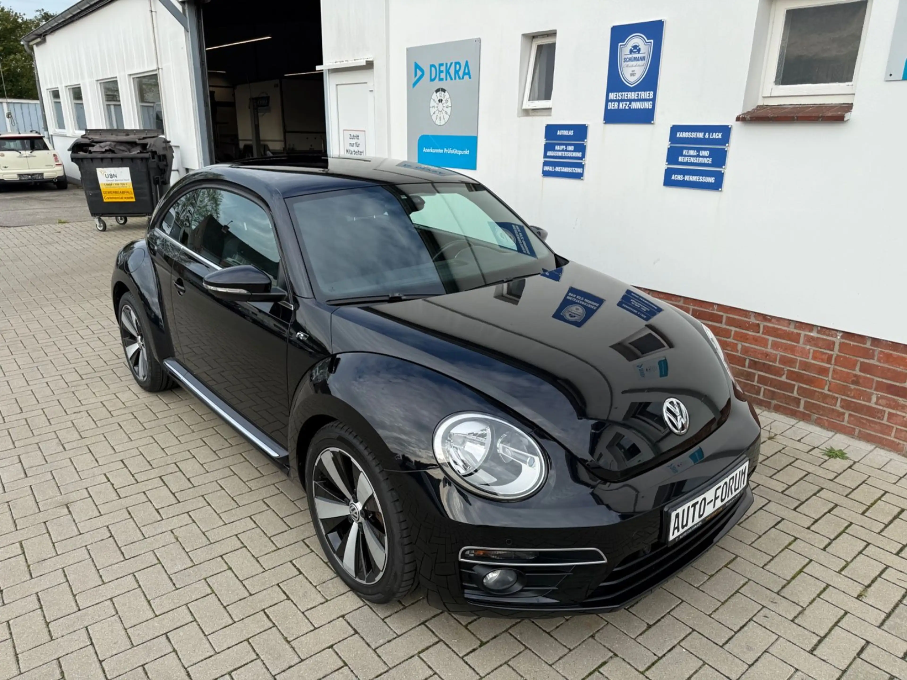 Volkswagen Beetle 2.0 TDI Sport R-LINE — photo 2