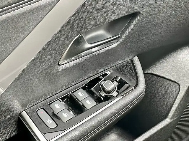 Opel Astra view 13
