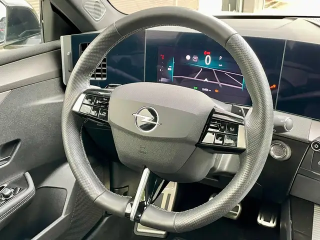 Opel Astra view 11