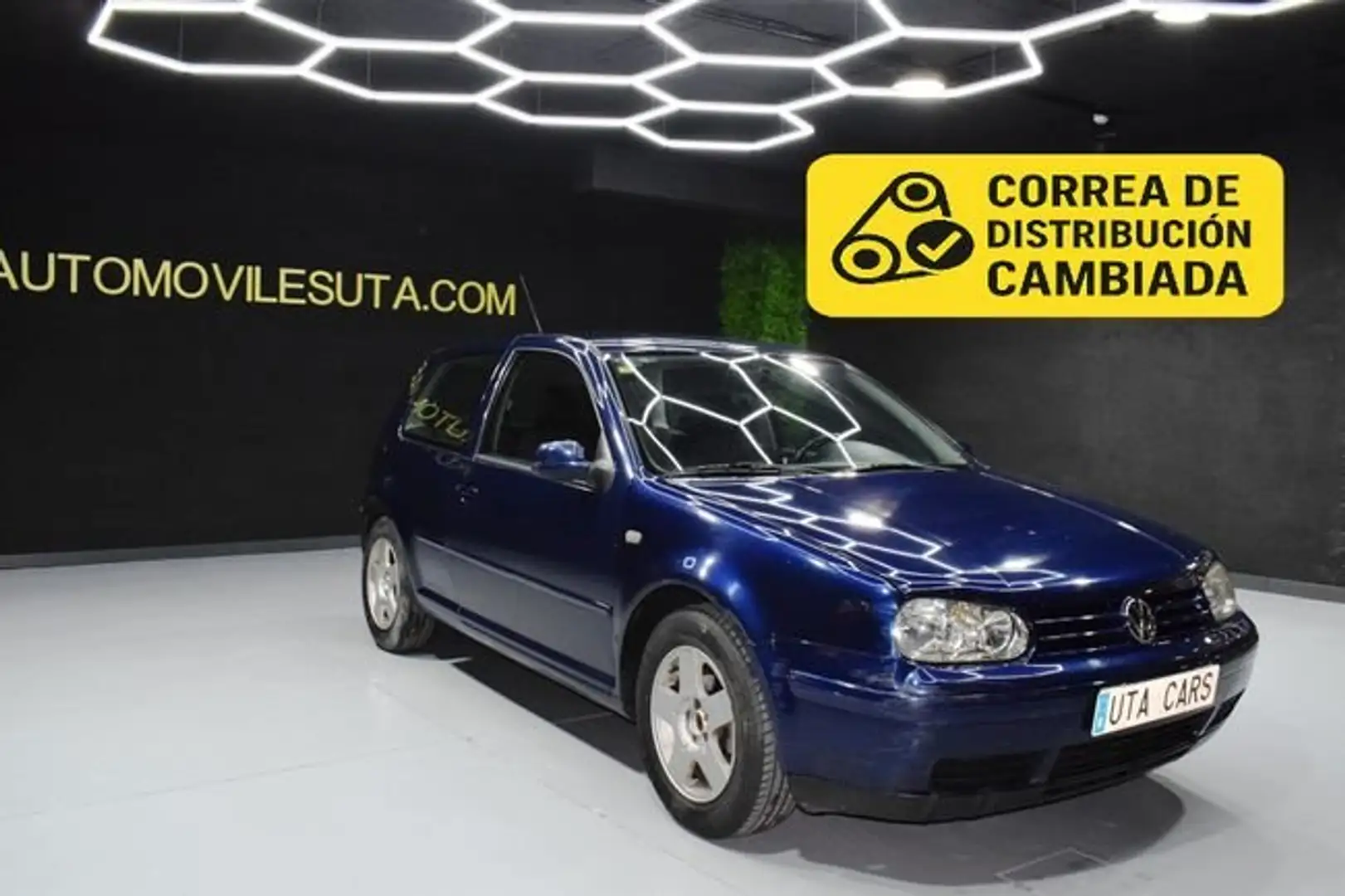 Volkswagen Golf 1.6 Highline 100 Azul - 1