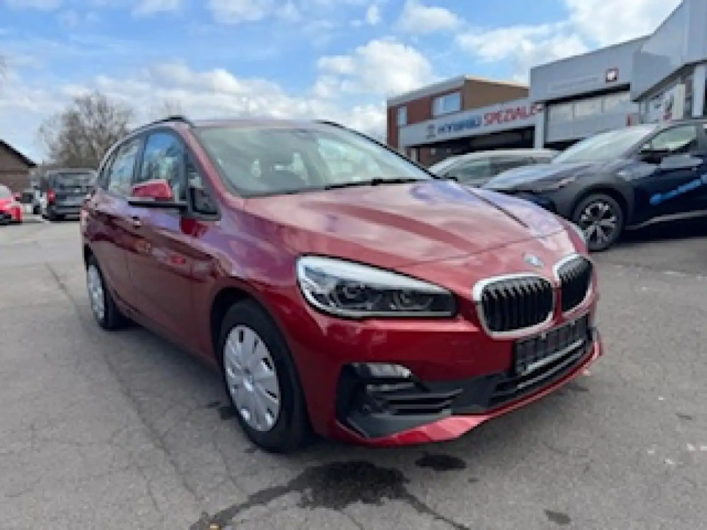 BMW 216 216i Active Tourer Advantage Rot - 1