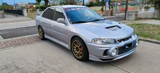 Mitsubishi Lancer Evo