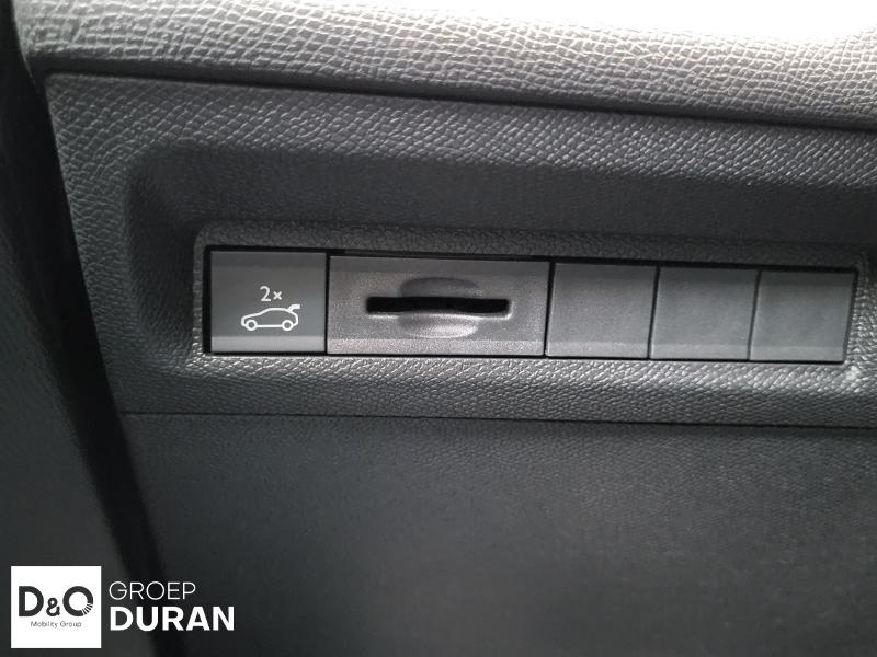 Peugeot 408 GT Hybrid e-dcs6 — photo 14