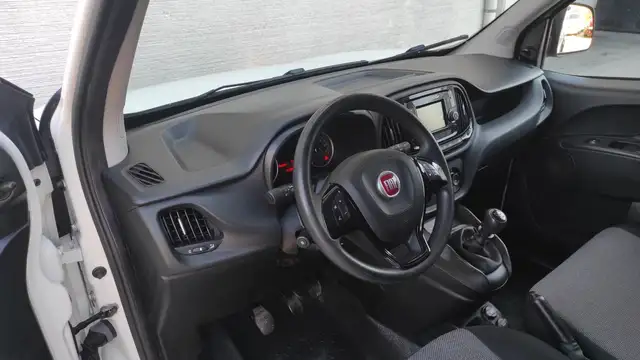 Fiat Doblo view 7