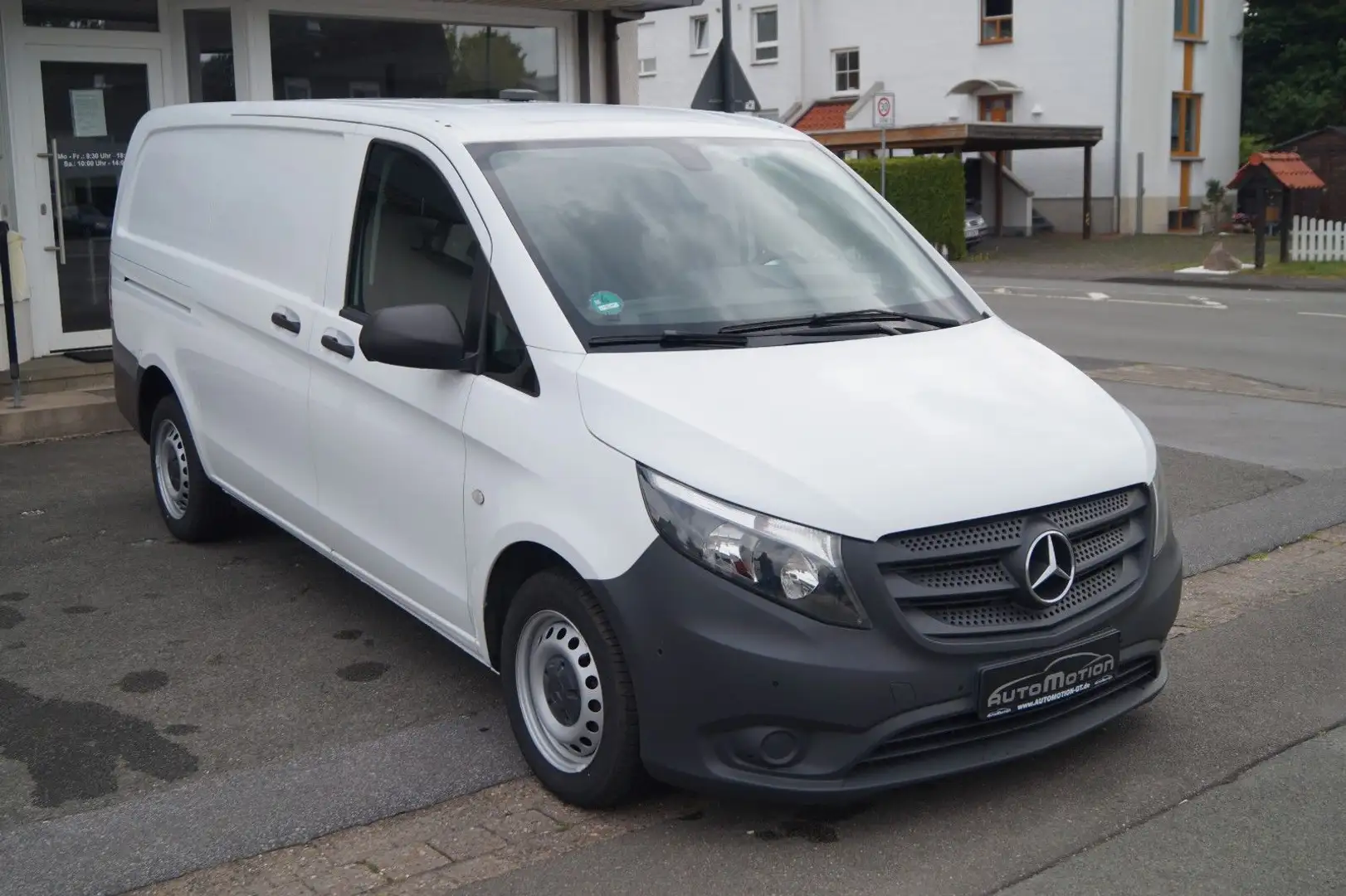 Mercedes-Benz Vito Kasten FWD lang*Klima*Navi*Tempomat*PDC*SHZ Weiß - 2