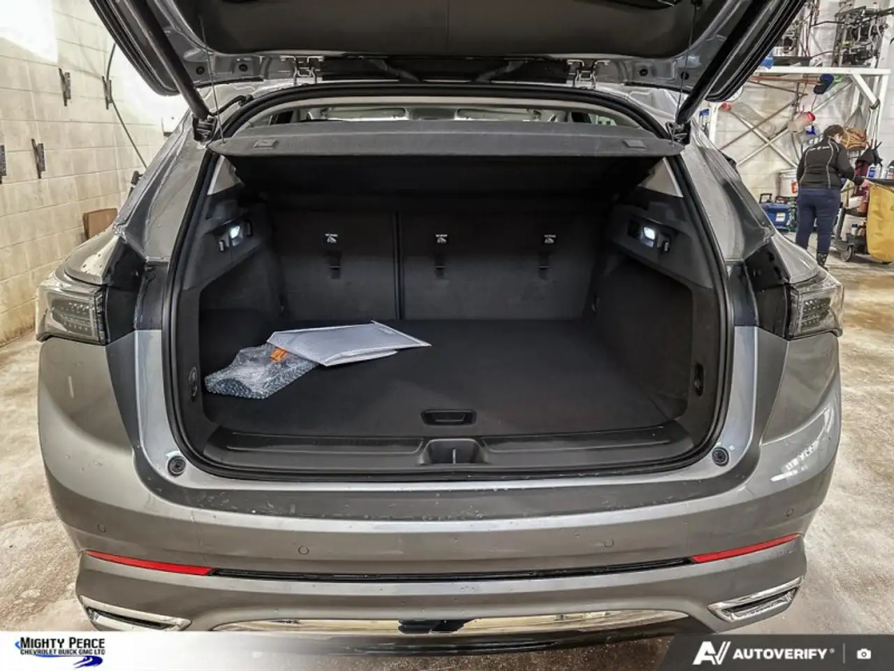 Buick Envision снимка Buick Envision