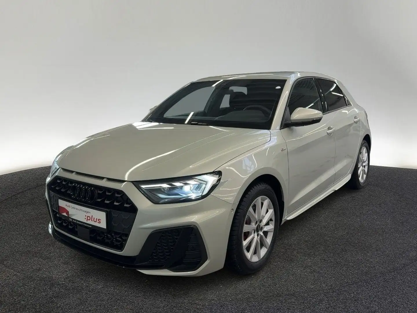 Audi A1 S line 40 TFSI S tronic Silber - 2