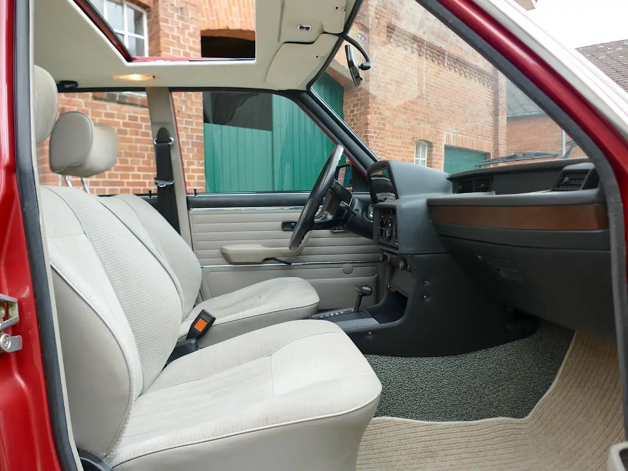 BMW 520 E12 Limousine perfekter Originalzustand, foto 10