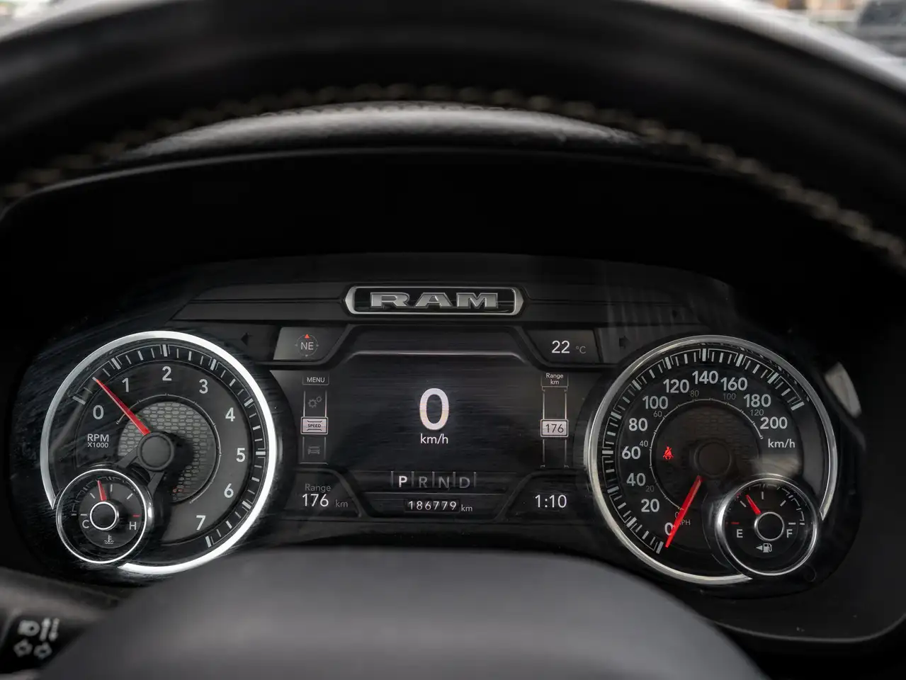 RAM 1500 снимка RAM 1500