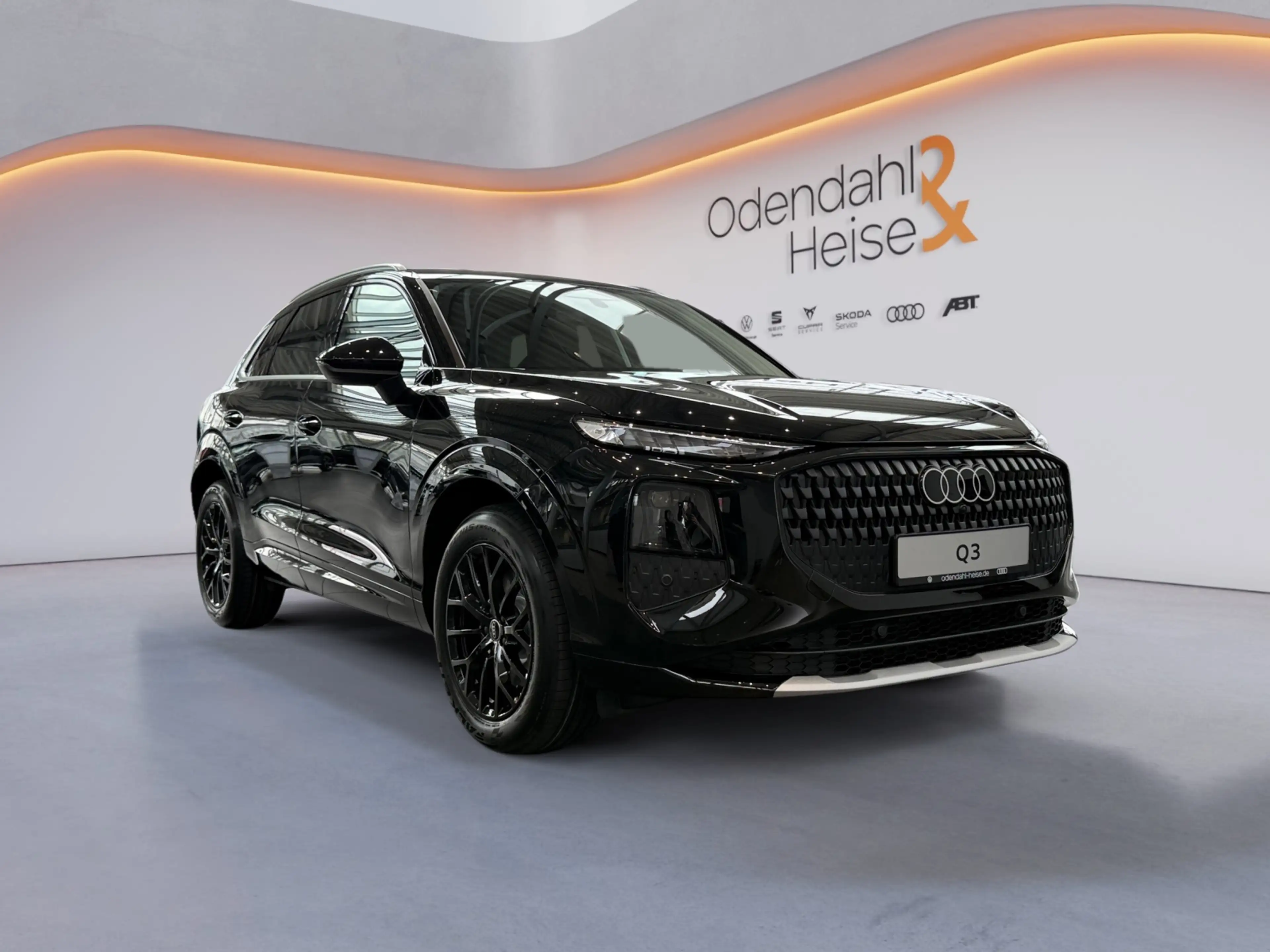 Audi Q3 SUV TDI 110 kW S tronic — photo 7