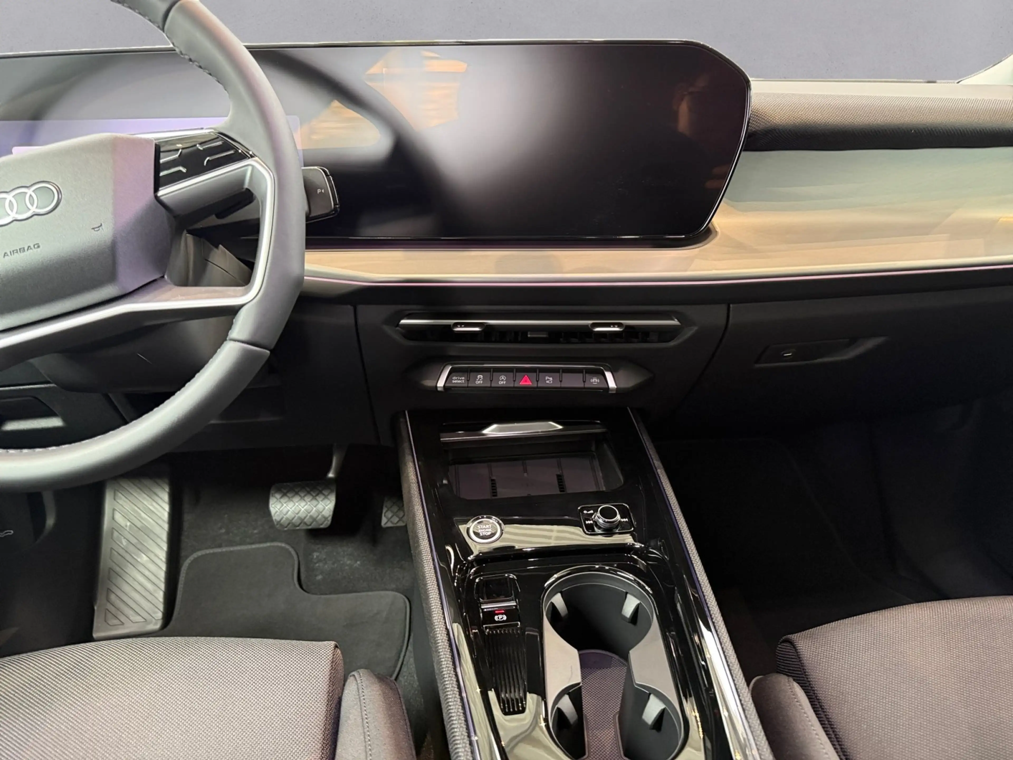 Audi Q3 SUV TDI 110 kW S tronic — photo 11