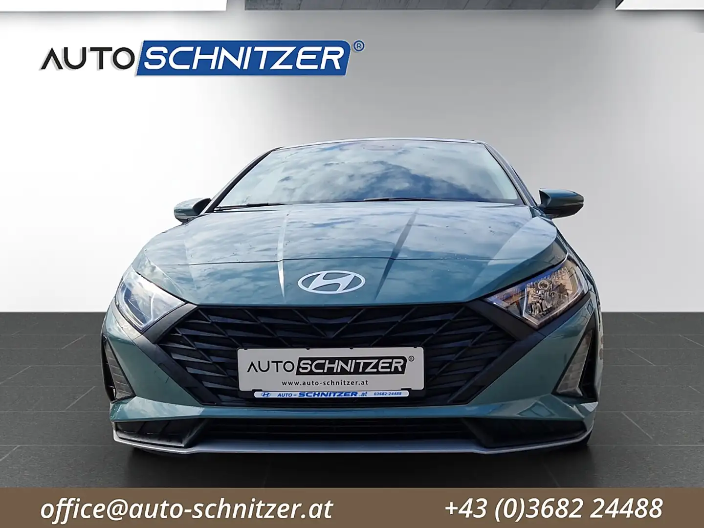 Hyundai i20 1,2 MPI Jubilé Grün - 2