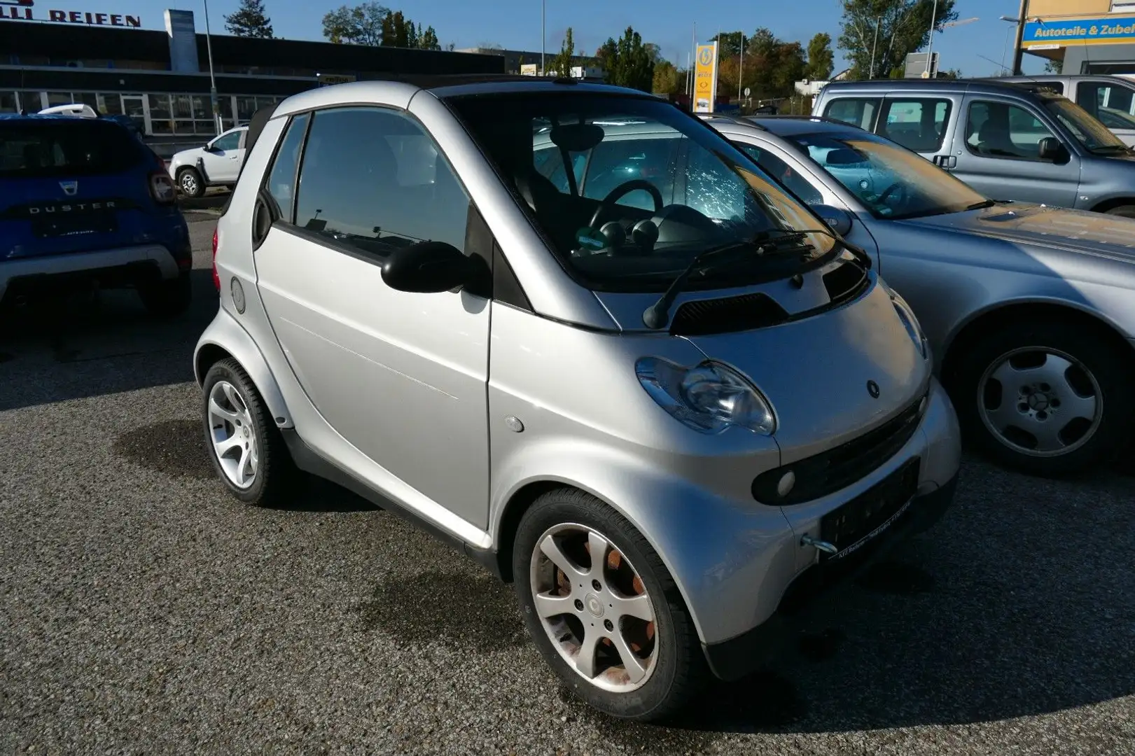 smart forTwo cabrio Basis *Motorschaden*Tüv12/2023 Silber - 1