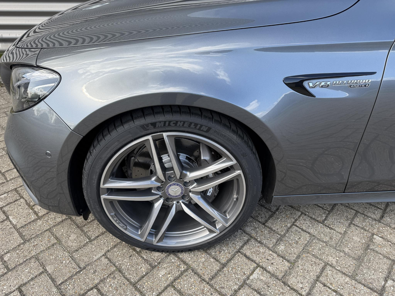 Mercedes-Benz E 63 AMG 4MATIC 1e Lak Pano Burmester Sfeer — photo 5