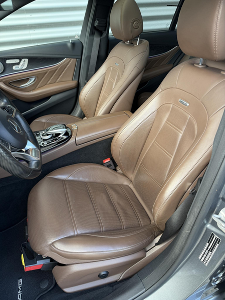 Mercedes-Benz E 63 AMG 4MATIC 1e Lak Pano Burmester Sfeer — photo 12