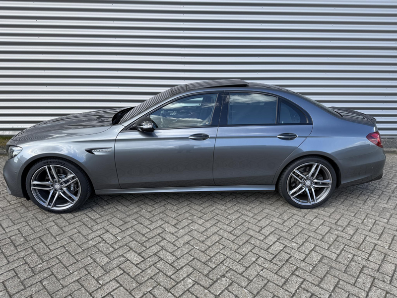 Mercedes-Benz E 63 AMG 4MATIC 1e Lak Pano Burmester Sfeer — photo 6