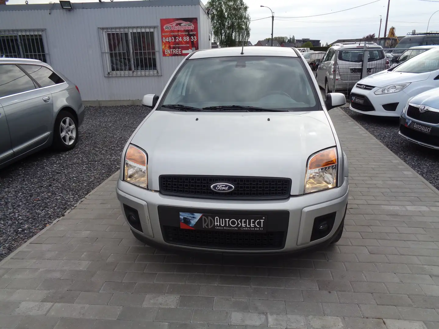 Ford Fusion 1.4 TDCi Trend Gri - 2