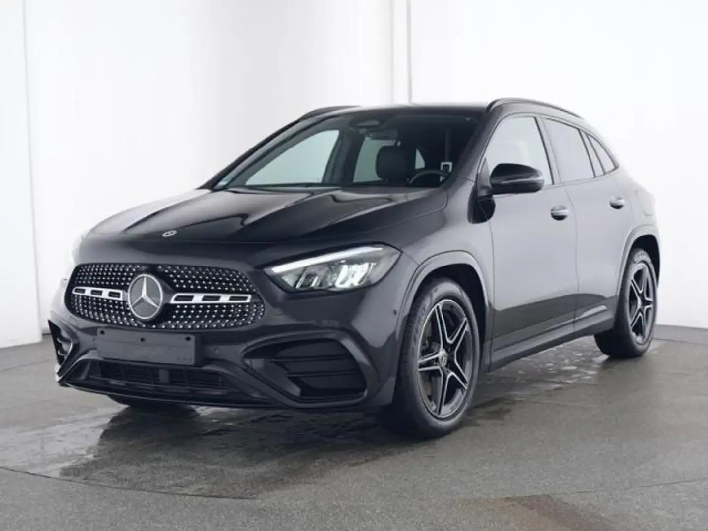 Mercedes-Benz GLA 180 Automatic Premium AMG MILD HYBRID Zwart - 1
