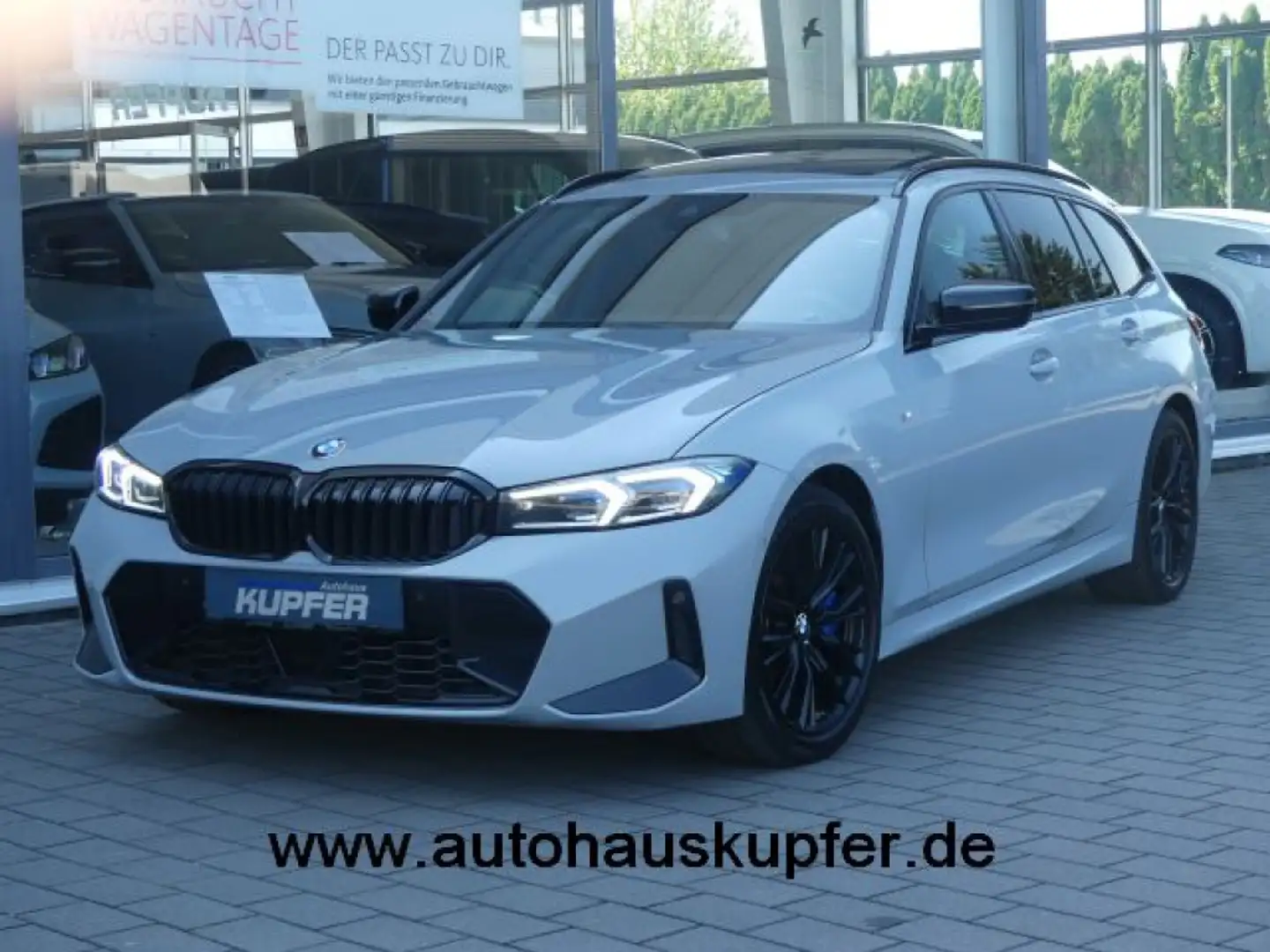 BMW 320 d xDrive Tour M Sport AHK*ACC°Pano-Winterpak Gris - 1