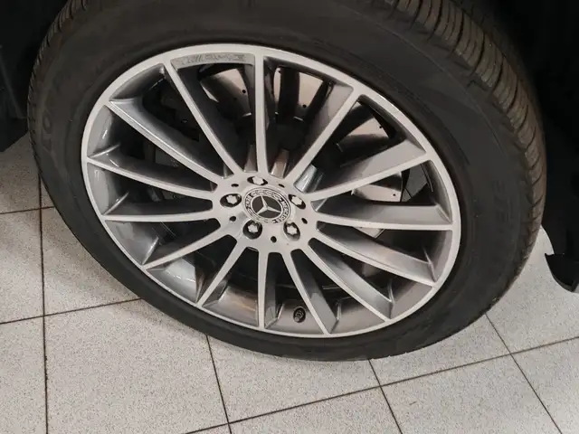 Mercedes-Benz Gle Class view 17