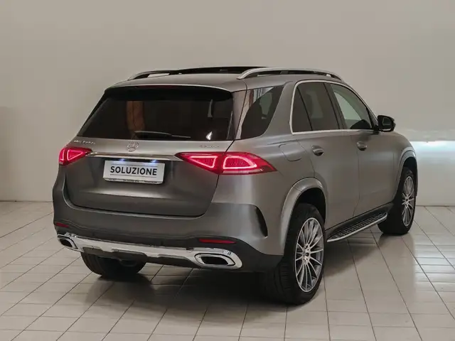 Mercedes-Benz Gle Class view 2