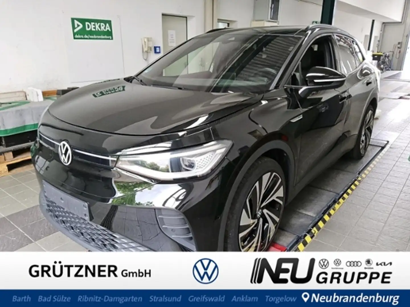 Volkswagen ID.4 Pro Performance 150 kW, IQ-Light, Pano, HuD, 360° Noir - 1