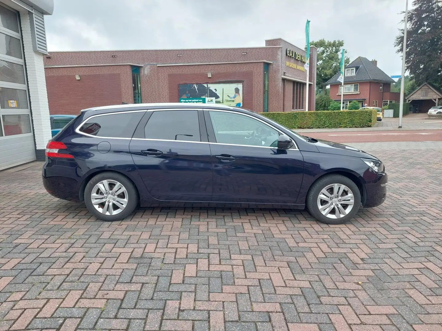 Peugeot 308 SW 1.2 e-THP Blue Lease Executive Azul - 2