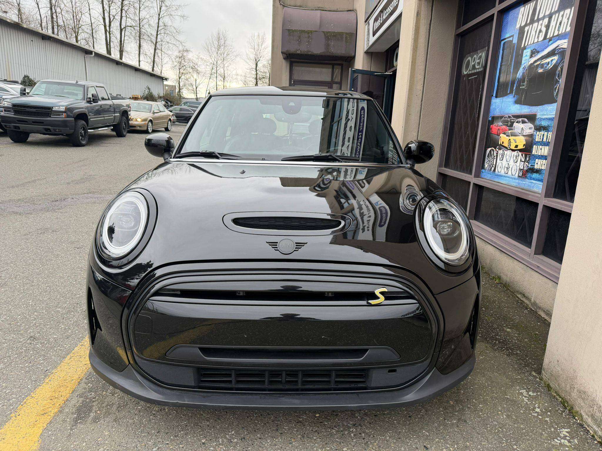 2022 MINI 3 Door Cooper SE — снимка 1