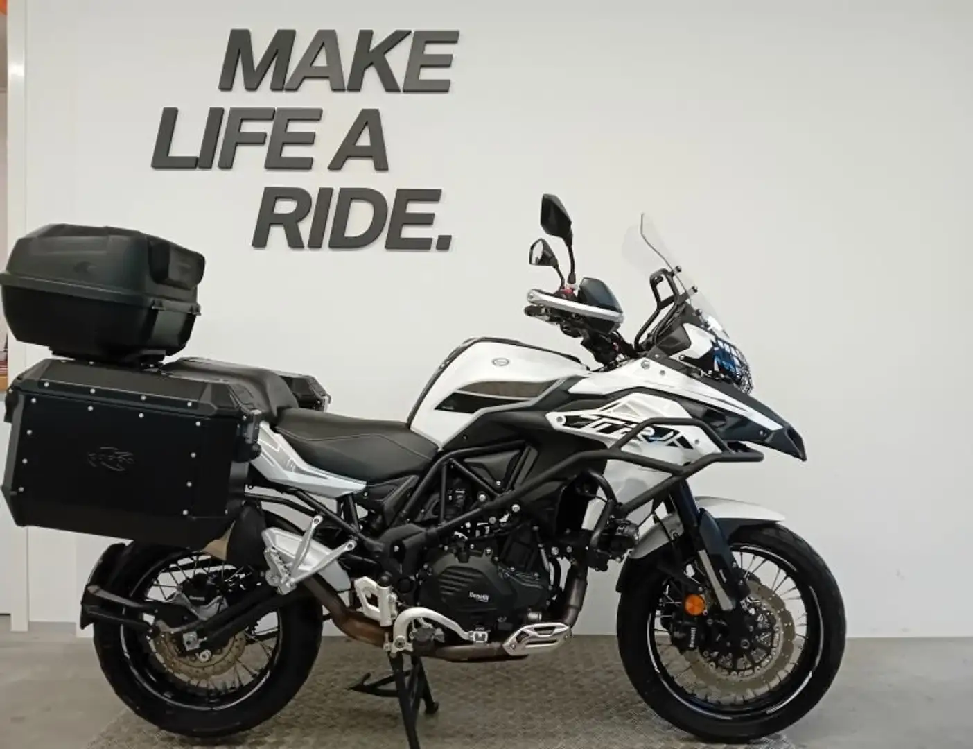 Benelli TRK 502 X Wit - 1