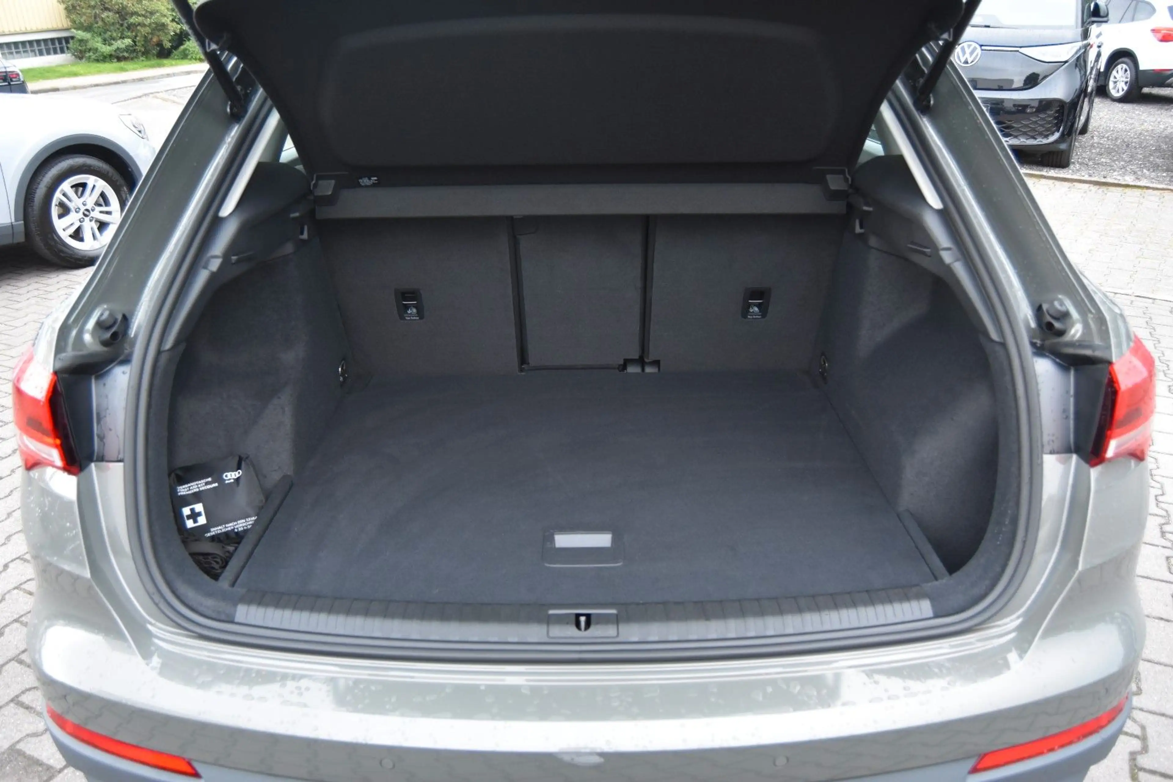 Audi Q3 35 TDI S-Tronic LED/NAVI/PDC/SHZ — photo 7