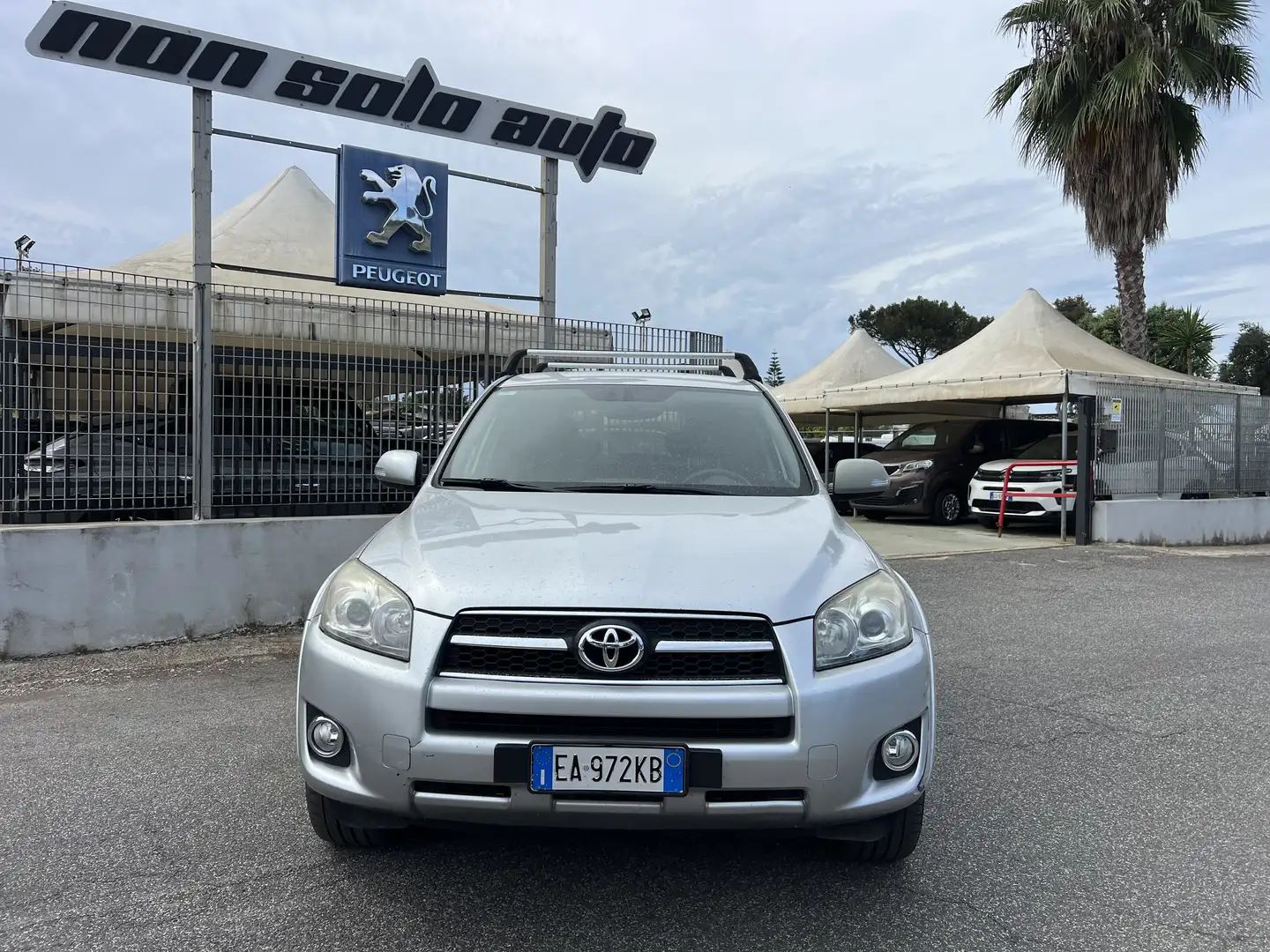 Toyota RAV 4 Crossover RAV4 2.2 d-cat Luxury 150cv auto my09 Argintiu - 2