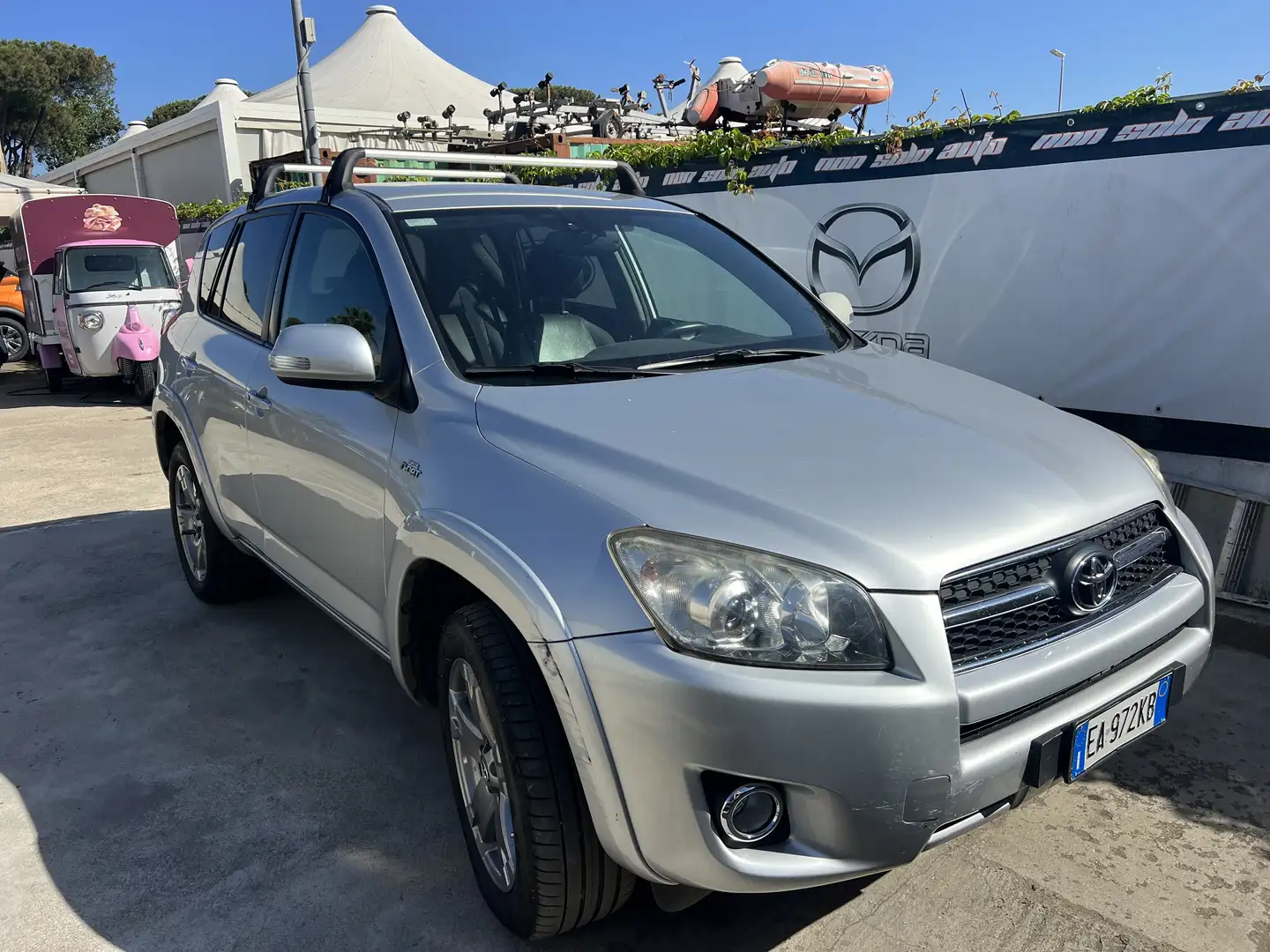 Toyota RAV 4 Crossover RAV4 2.2 d-cat Luxury 150cv auto my09 Argento - 1