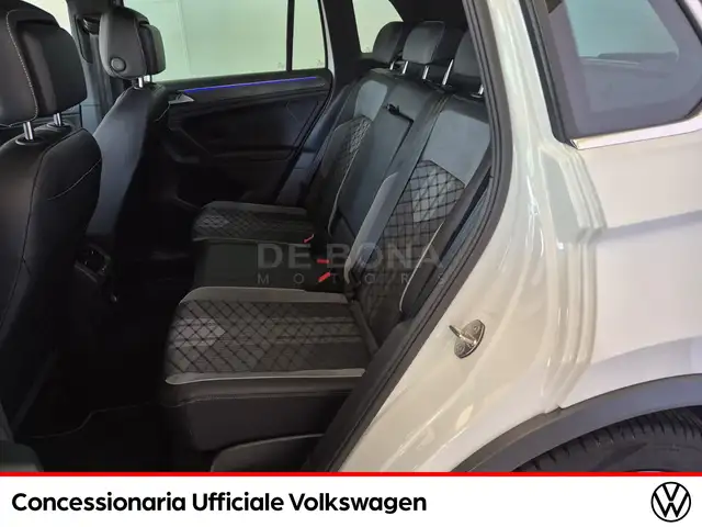 Volkswagen Tiguan view 9