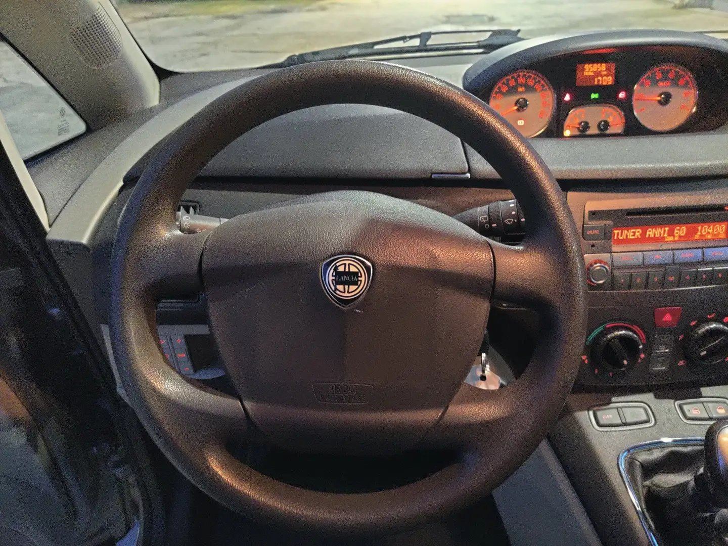 Lancia MUSA Musa 1.4 8v Diva Zilver - 2