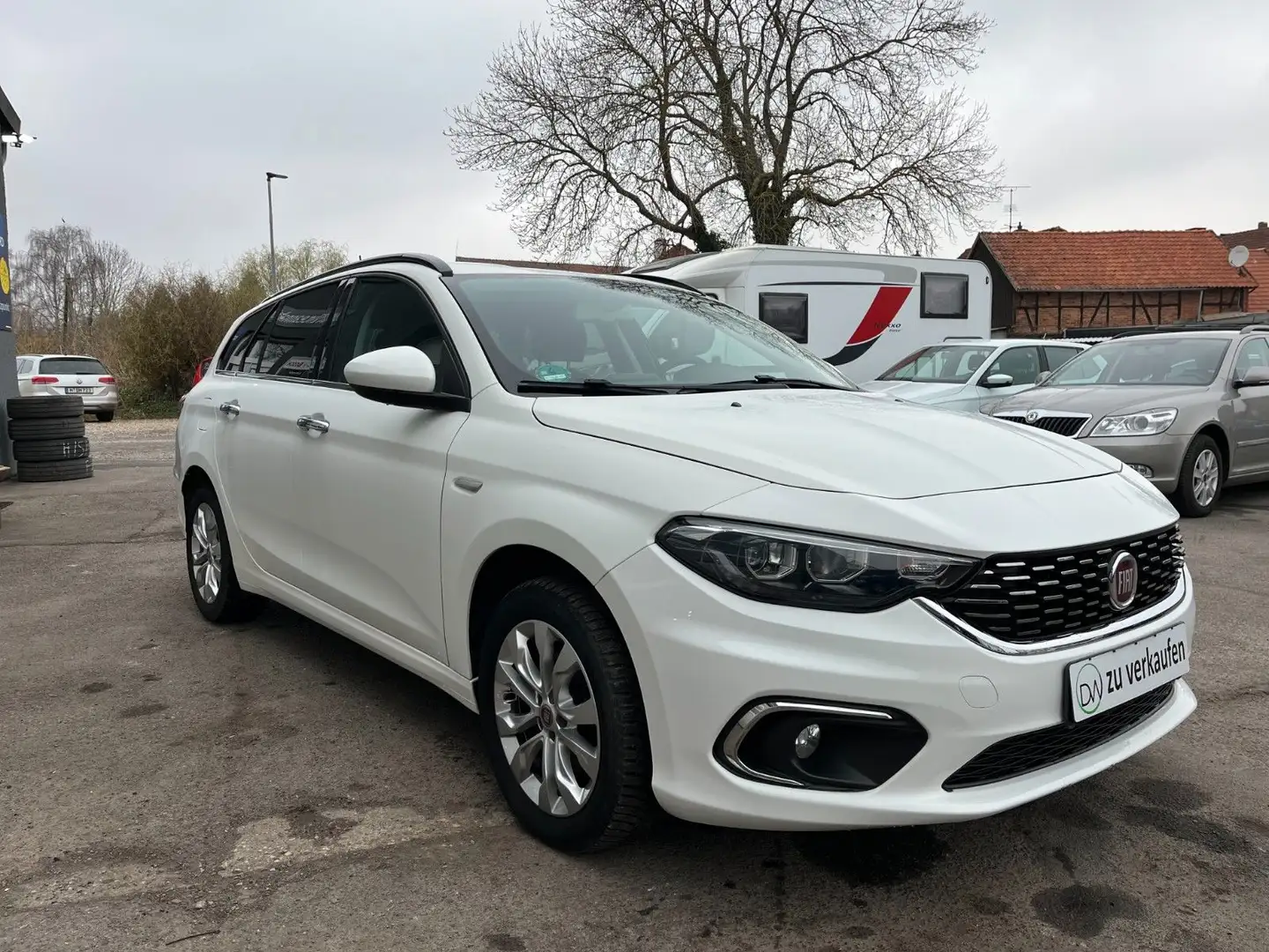 Fiat Tipo Lounge, HU/AU Neu Service Neu Wit - 1