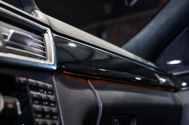 Mercedes-Benz E-Class view 18