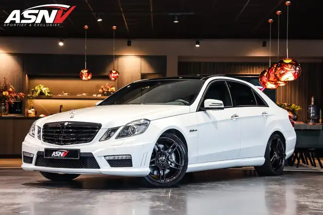 2010 Mercedes-Benz E-Class in White for sale