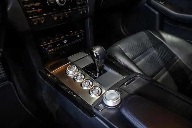 Mercedes-Benz E-Class view 25