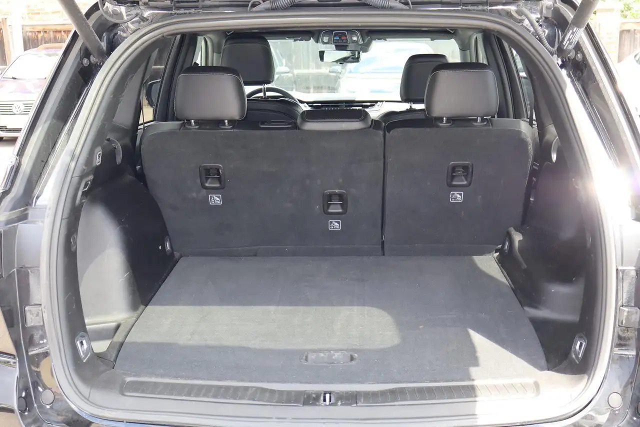 Jeep Grand Cherokee photo Jeep Grand Cherokee